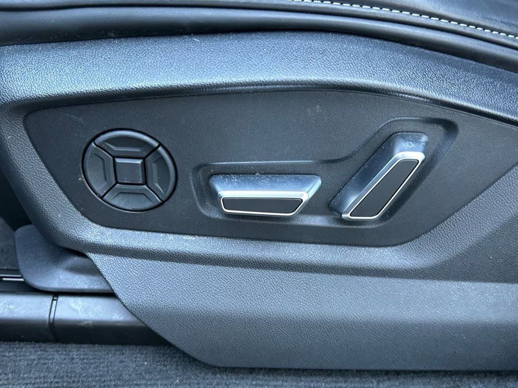 Used 2024 Audi SQ8 Prestige image 21