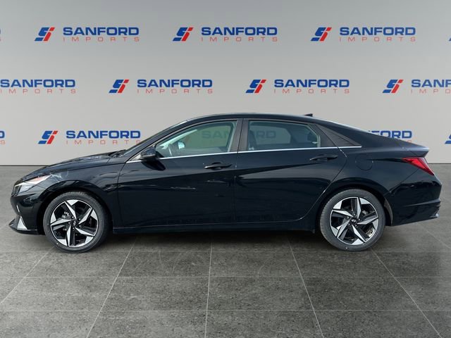 Used 2022 Hyundai Elantra Limited image 2
