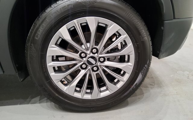 Used 2024 Cadillac XT4 Premium Luxury image 39