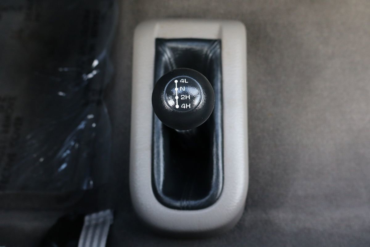 Used 2003 Dodge Ram 2500 Truck ST image 35