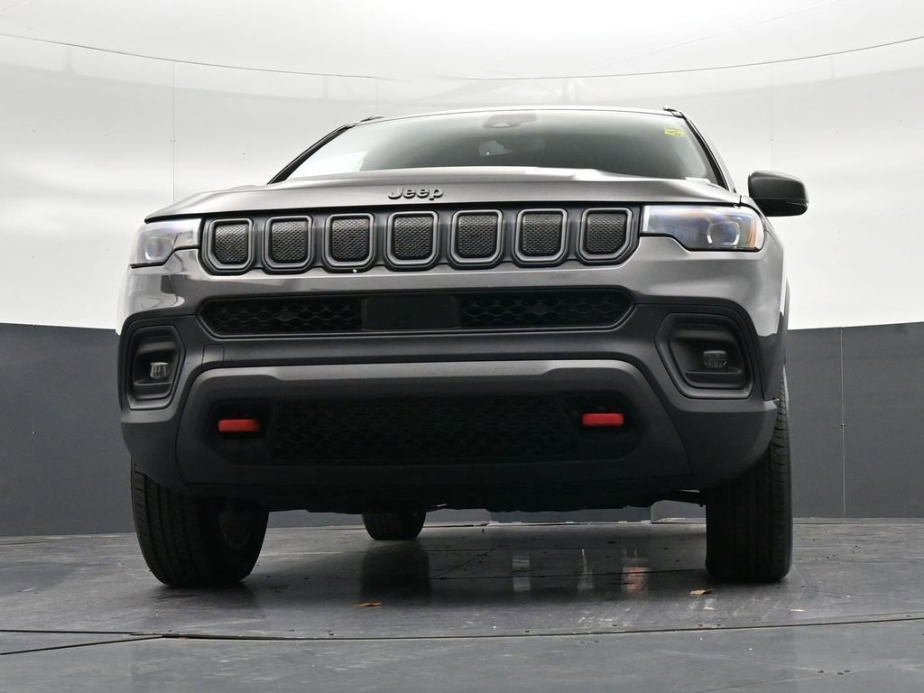 Used 2022 Jeep Compass Trailhawk w/ Trailhawk Elite Group image 36