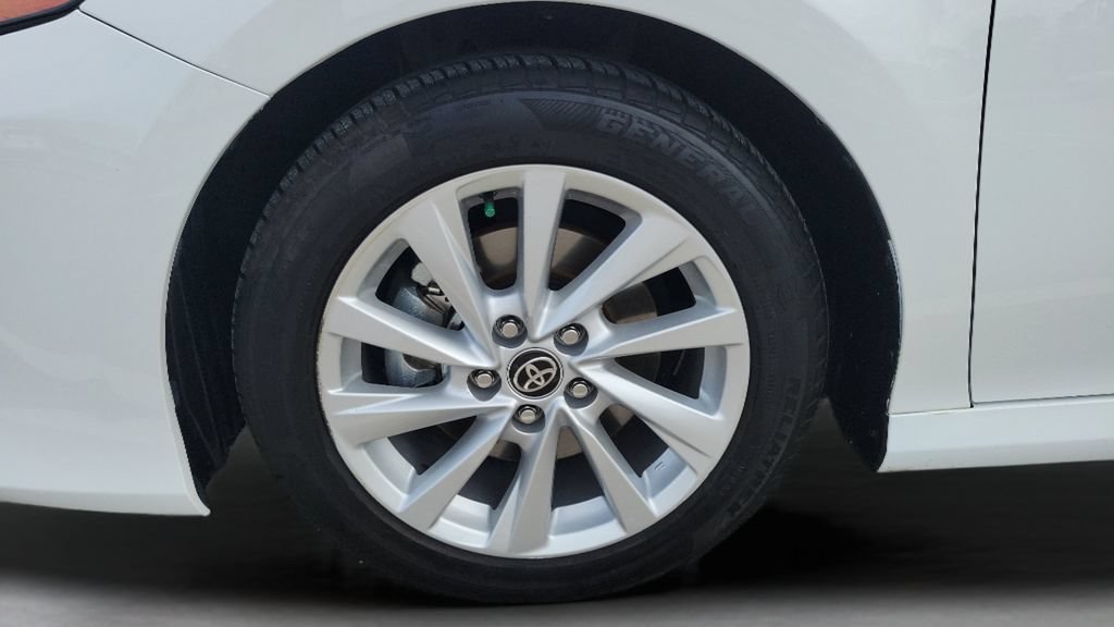 Used 2024 Toyota Camry LE w/ Convenience Package FWD image 27