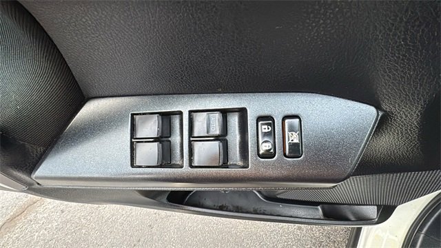 Used 2018 Toyota RAV4 LE image 11