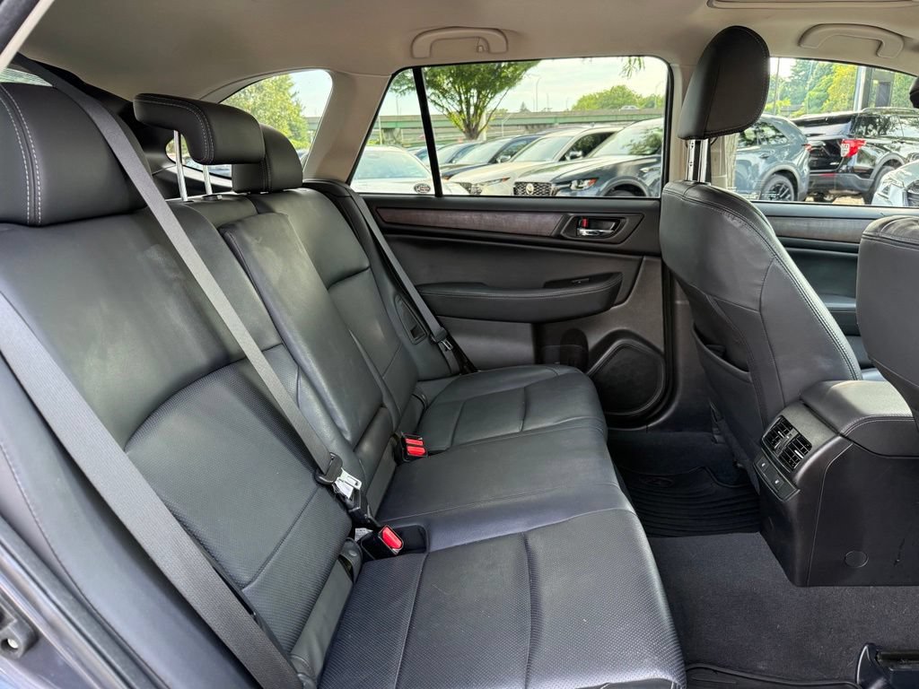 Used 2017 Subaru Outback 2.5i Limited AWD/4WD image 29