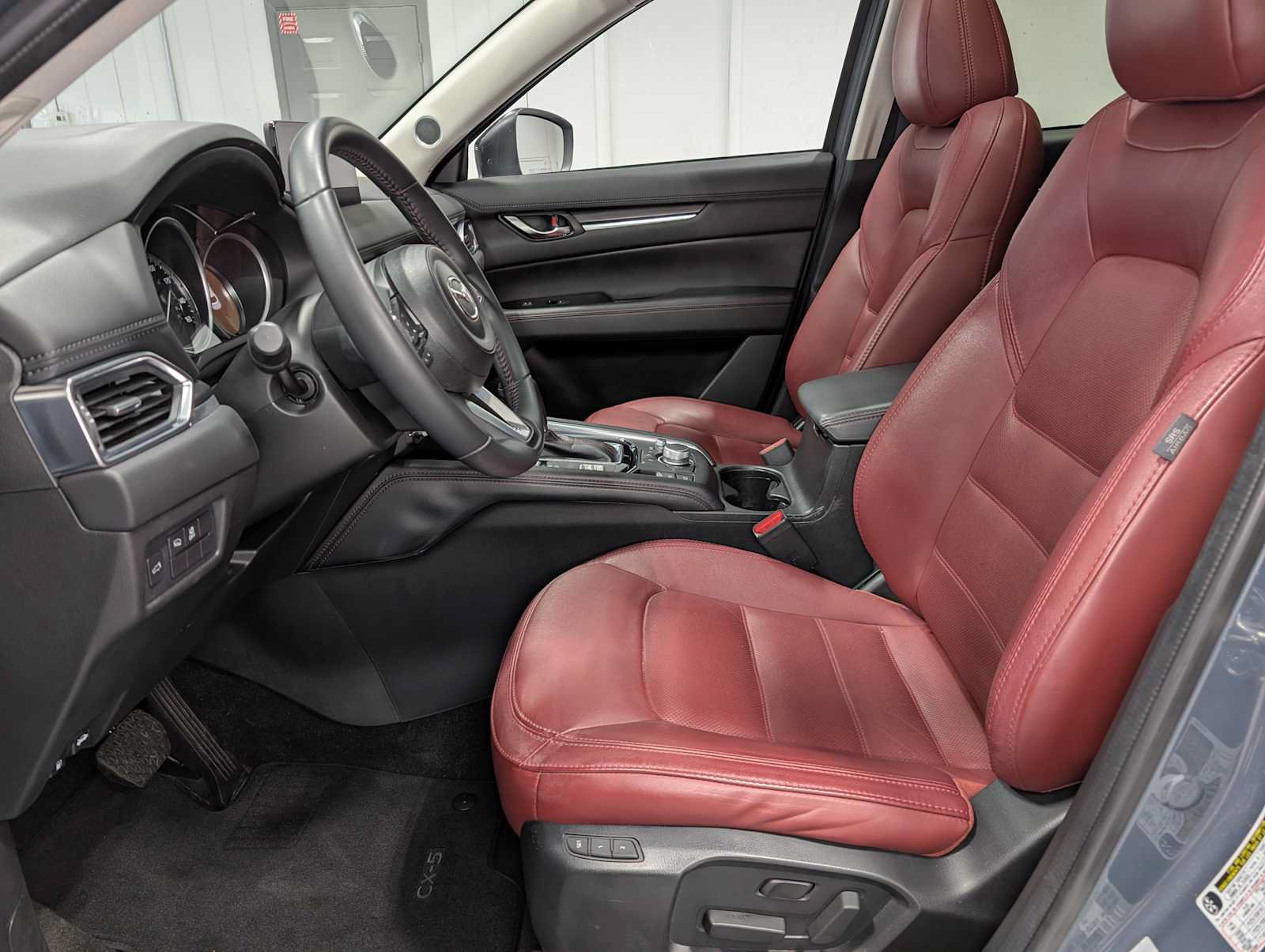 Certified 2023 MAZDA CX-5 Carbon Edition AWD/4WD image 4