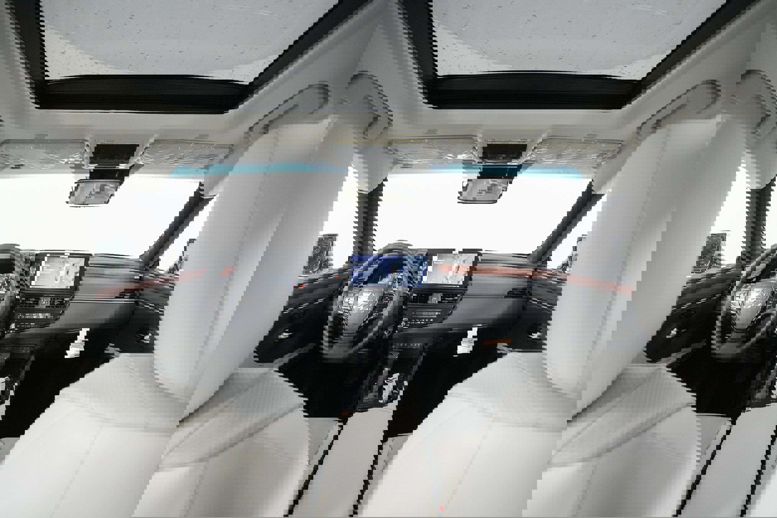 New 2025 Lexus ES 350 w/ Premium Package image 13