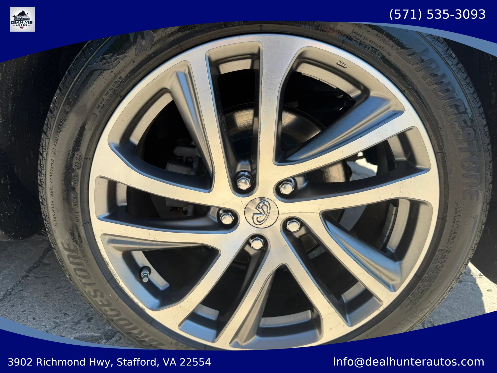 Used 2017 INFINITI QX50 AWD w/ Deluxe Touring Package image 14