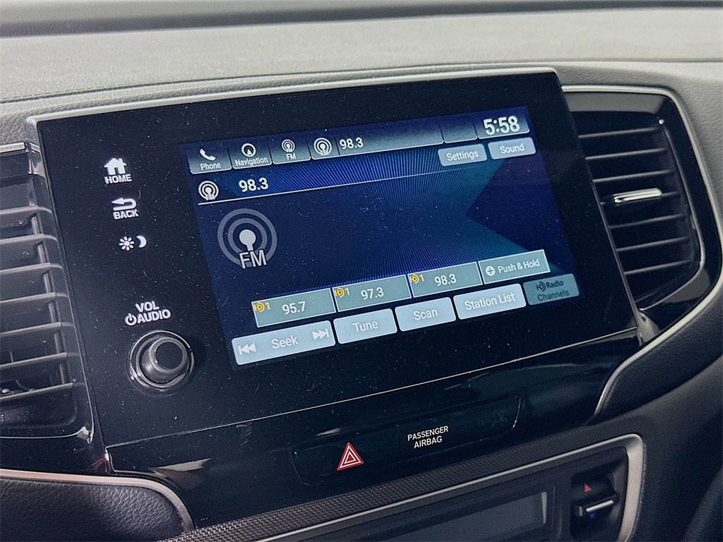 Used 2022 Honda Passport TrailSport image 30