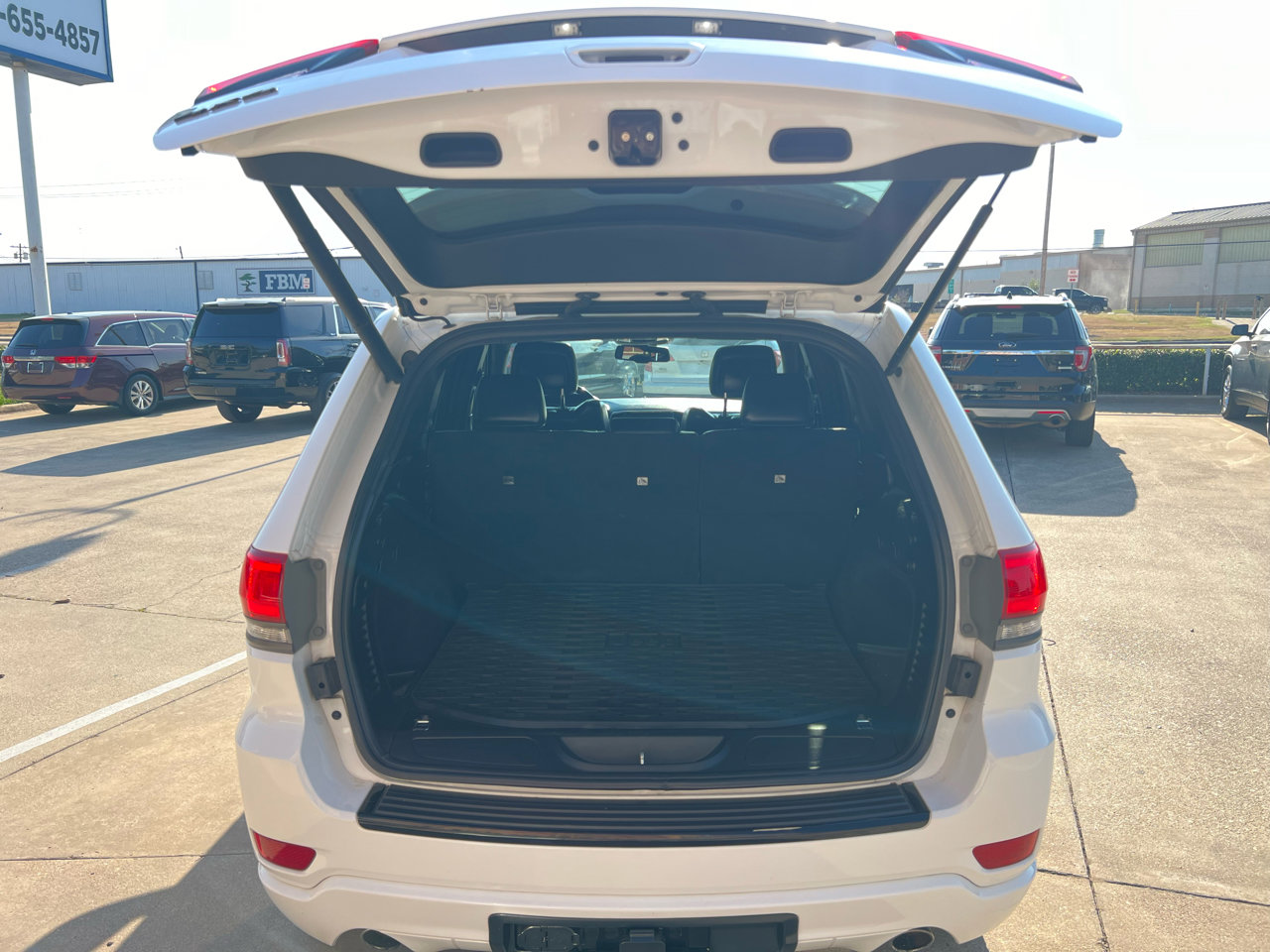 Used 2015 Jeep Grand Cherokee Altitude image 7