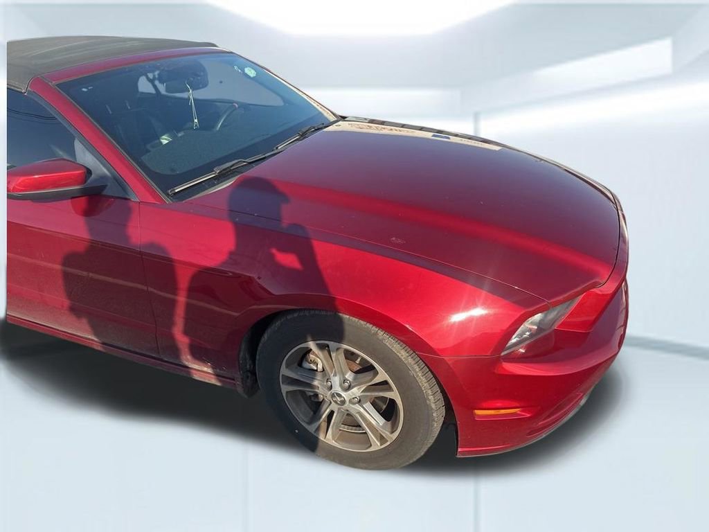 Used 2014 Ford Mustang Premium image 5