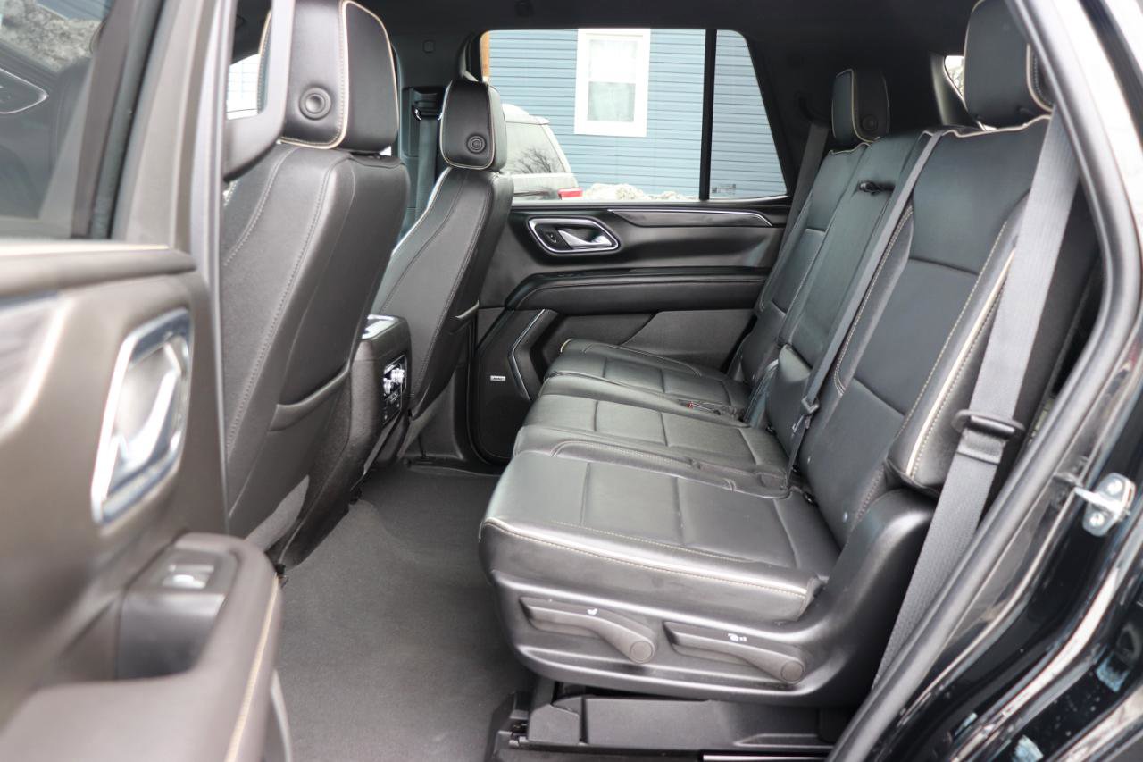 Used 2024 GMC Yukon SLT image 12