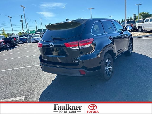 Certified 2018 Toyota Highlander Plus AWD/4WD image 10
