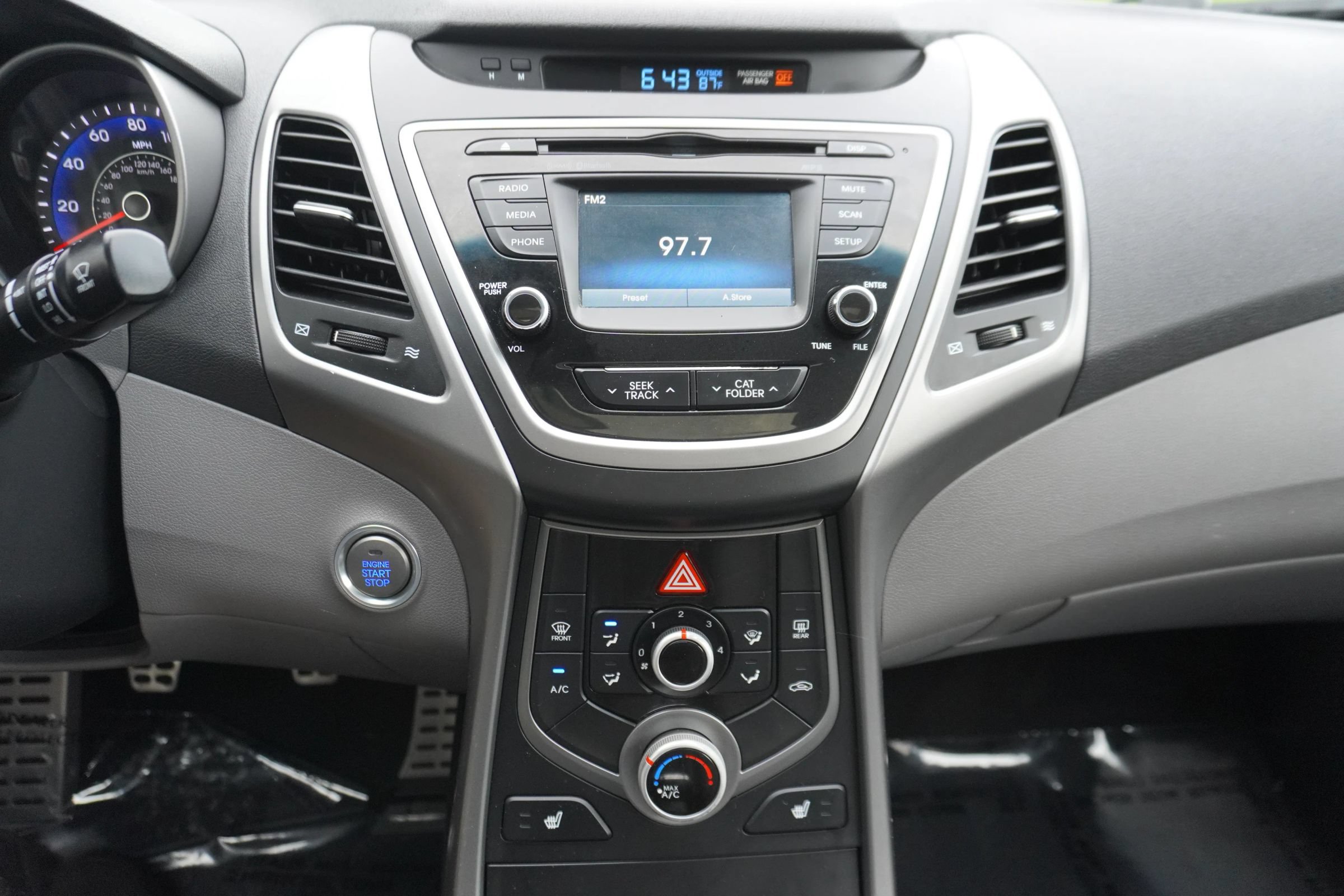 Used 2015 Hyundai Elantra Sport FWD image 20