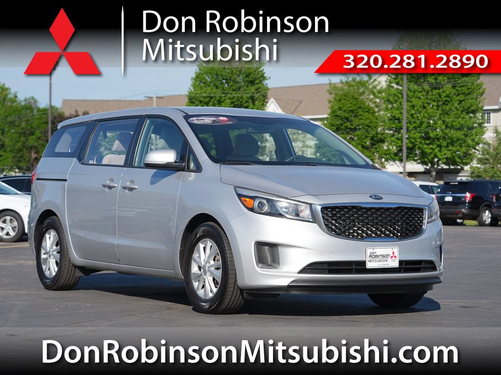 Used 2018 Kia Sedona L FWD image 1