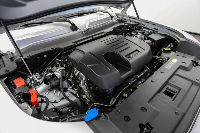 Used 2020 Land Rover Defender 110 SE AWD/4WD image 47