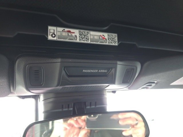 Used 2024 Jeep Wrangler Sport S image 28