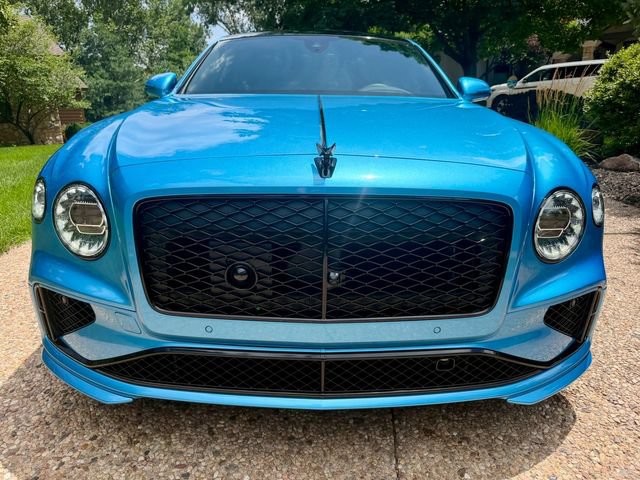 Used 2025 Bentley Flying Spur Plug-In Hybrid AWD/4WD image 5