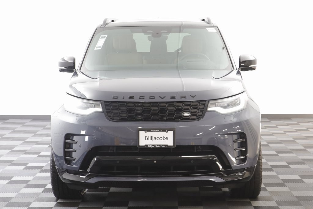 Used 2024 Land Rover Discovery Dynamic SE image 24