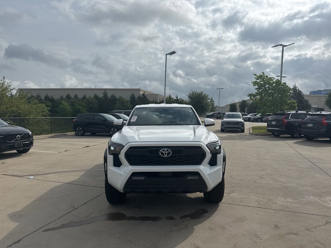 Used 2024 Toyota Tacoma TRD Off-Road video 2