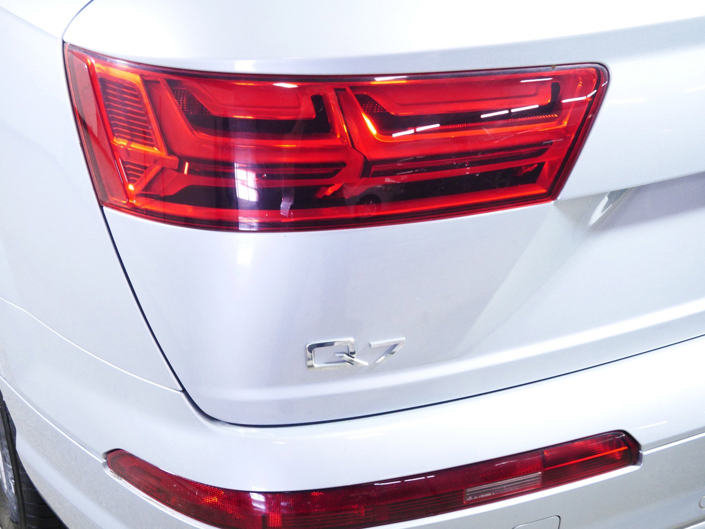 Used 2019 Audi Q7 2.0T Premium image 17