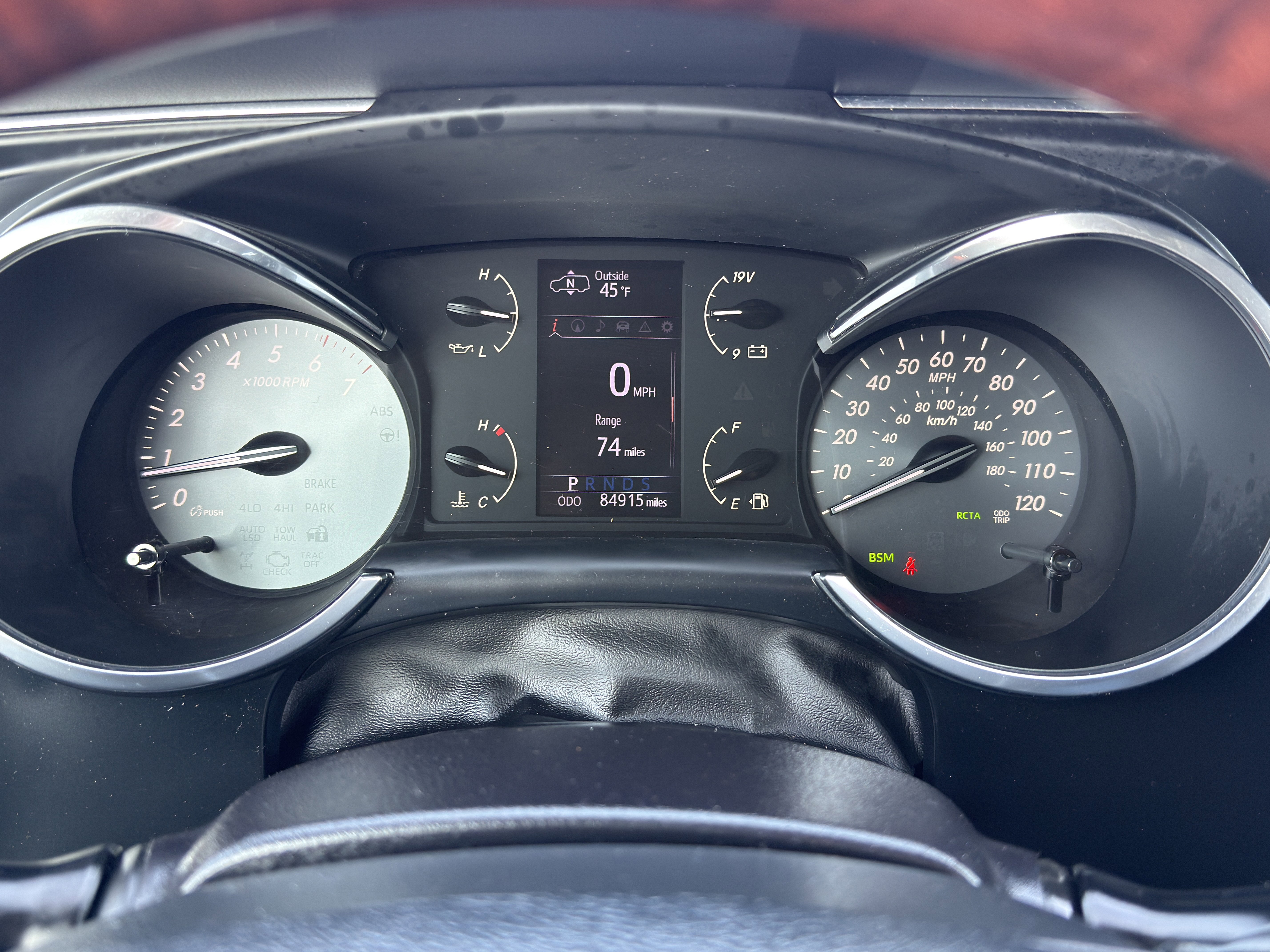 Used 2019 Toyota Sequoia Platinum w/ Four Season Floor Mat Package image 31