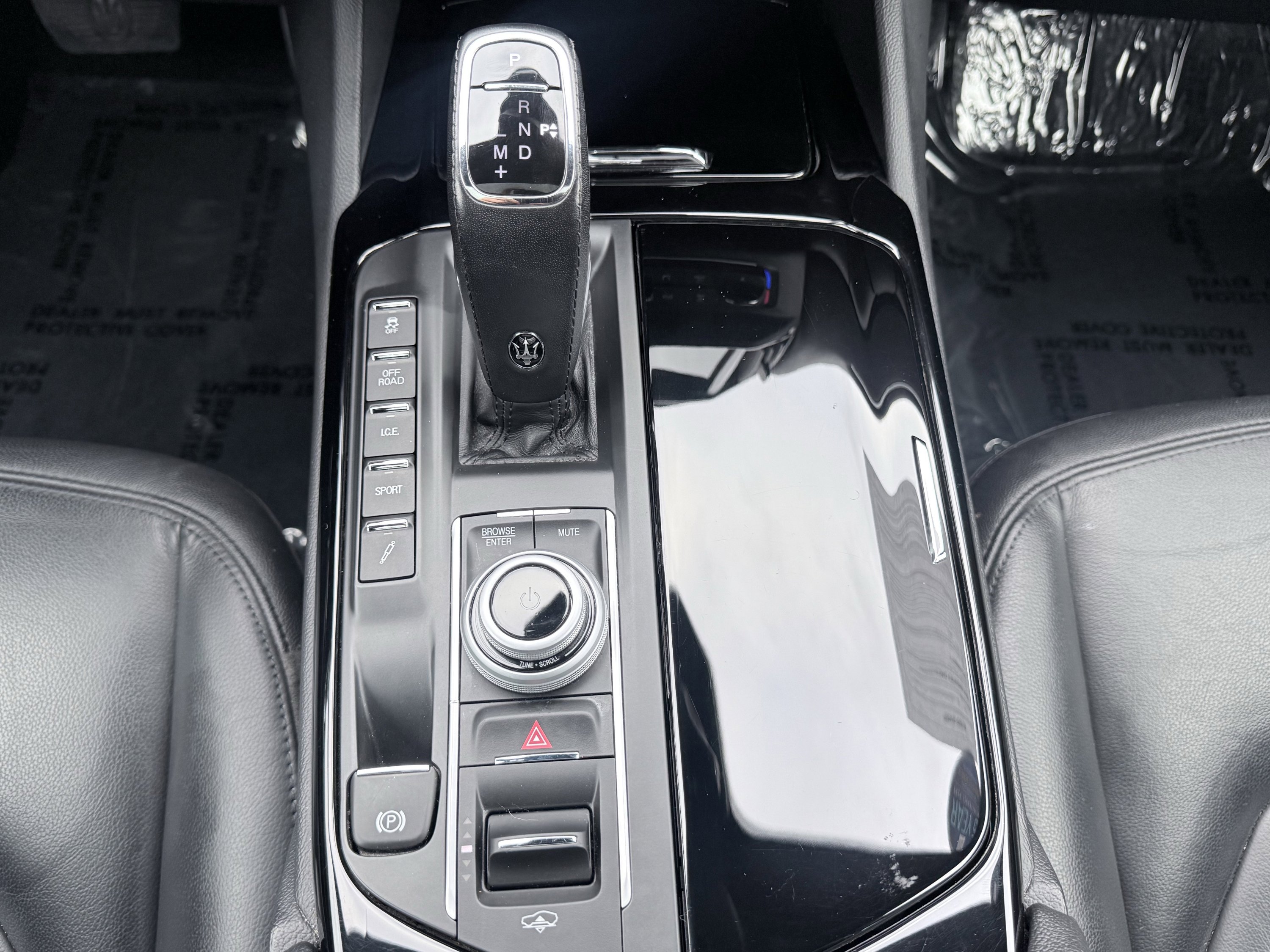 Used 2023 Maserati Levante Modena image 59