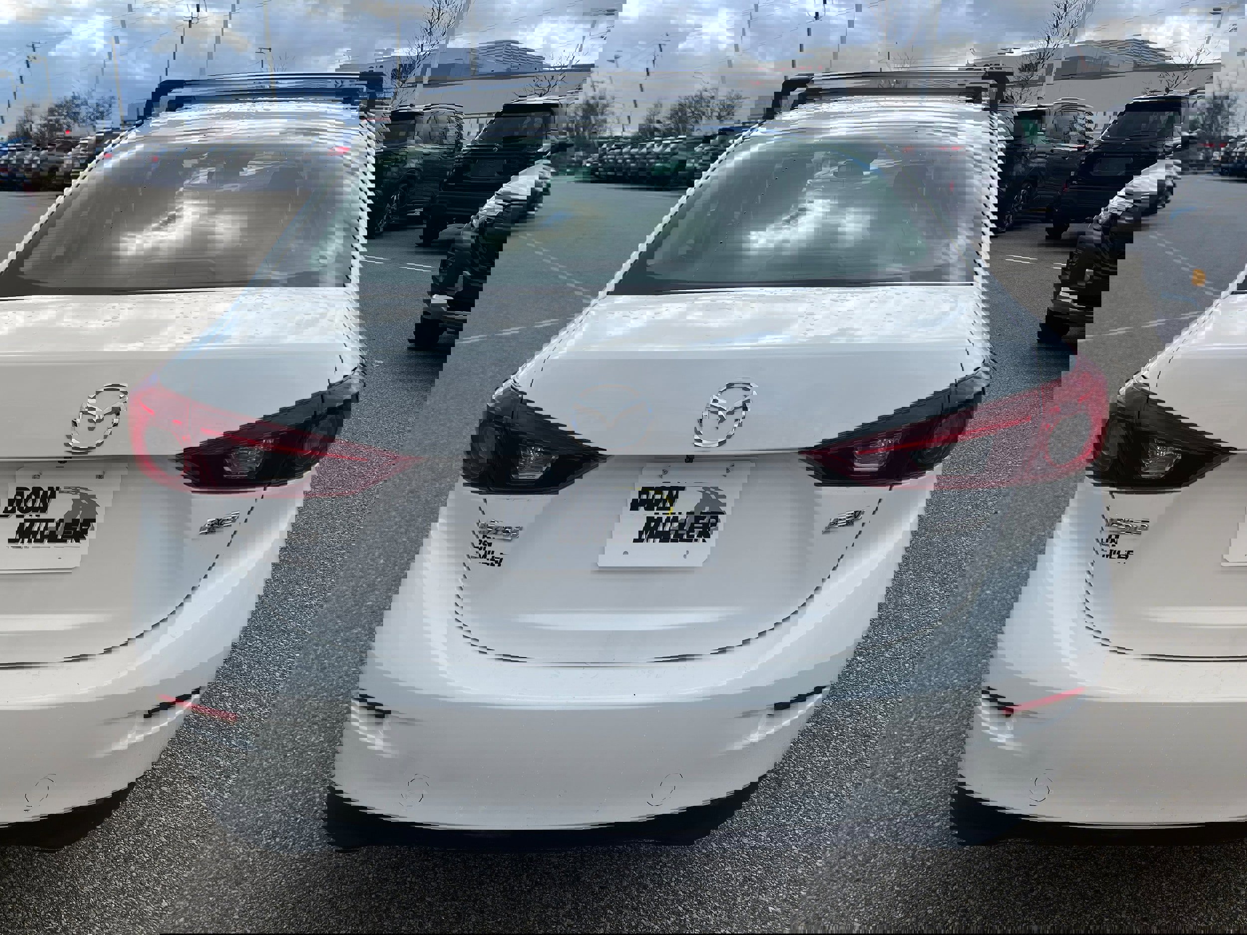 Used 2018 MAZDA MAZDA3 Sport image 6