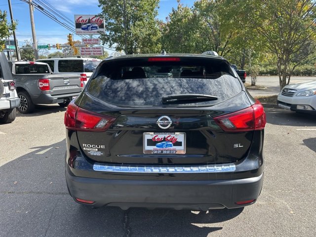 Used 2018 Nissan Rogue Sport SL w/ SL Premium Package image 5