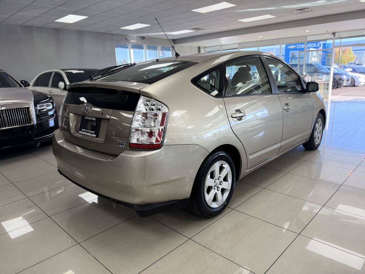 Used 2007 Toyota Prius FWD image 2