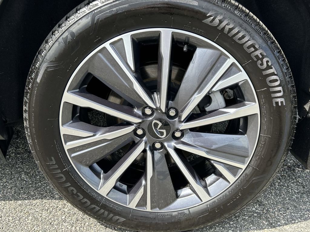 Certified 2026 INFINITI QX60 Luxe w/ Cargo Package AWD/4WD image 11