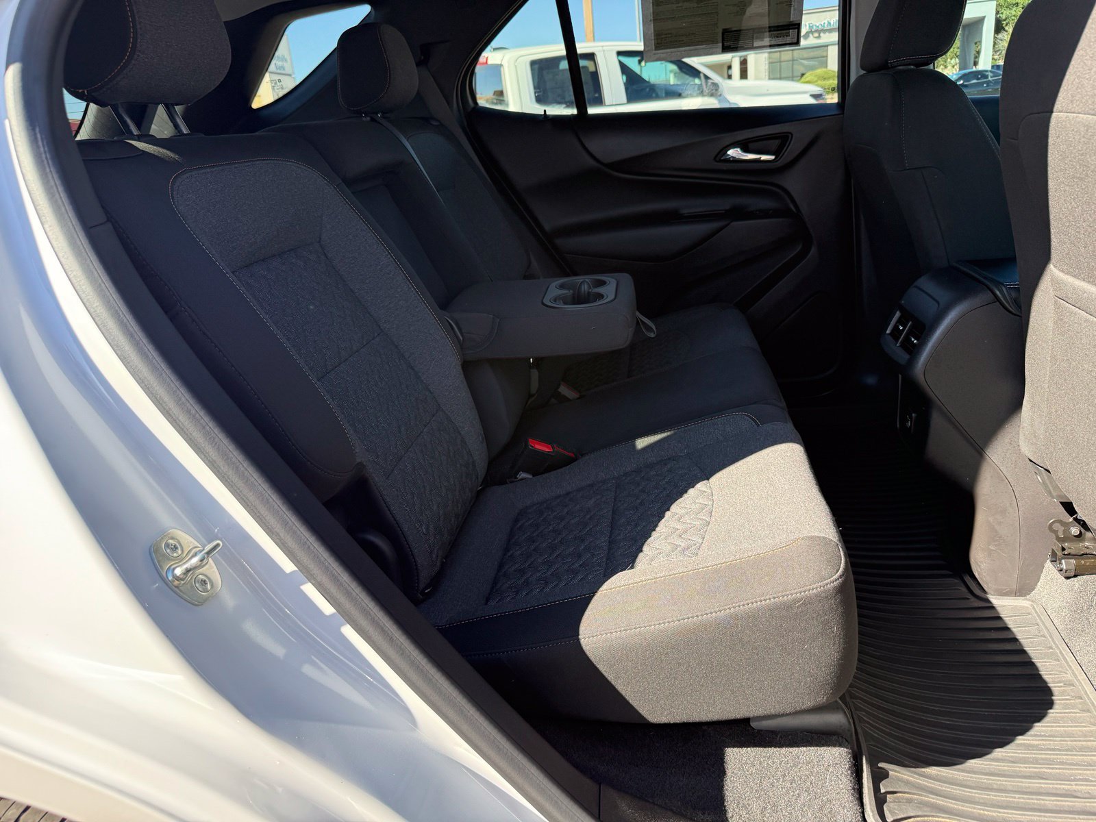 Certified 2024 Chevrolet Equinox LT FWD image 36