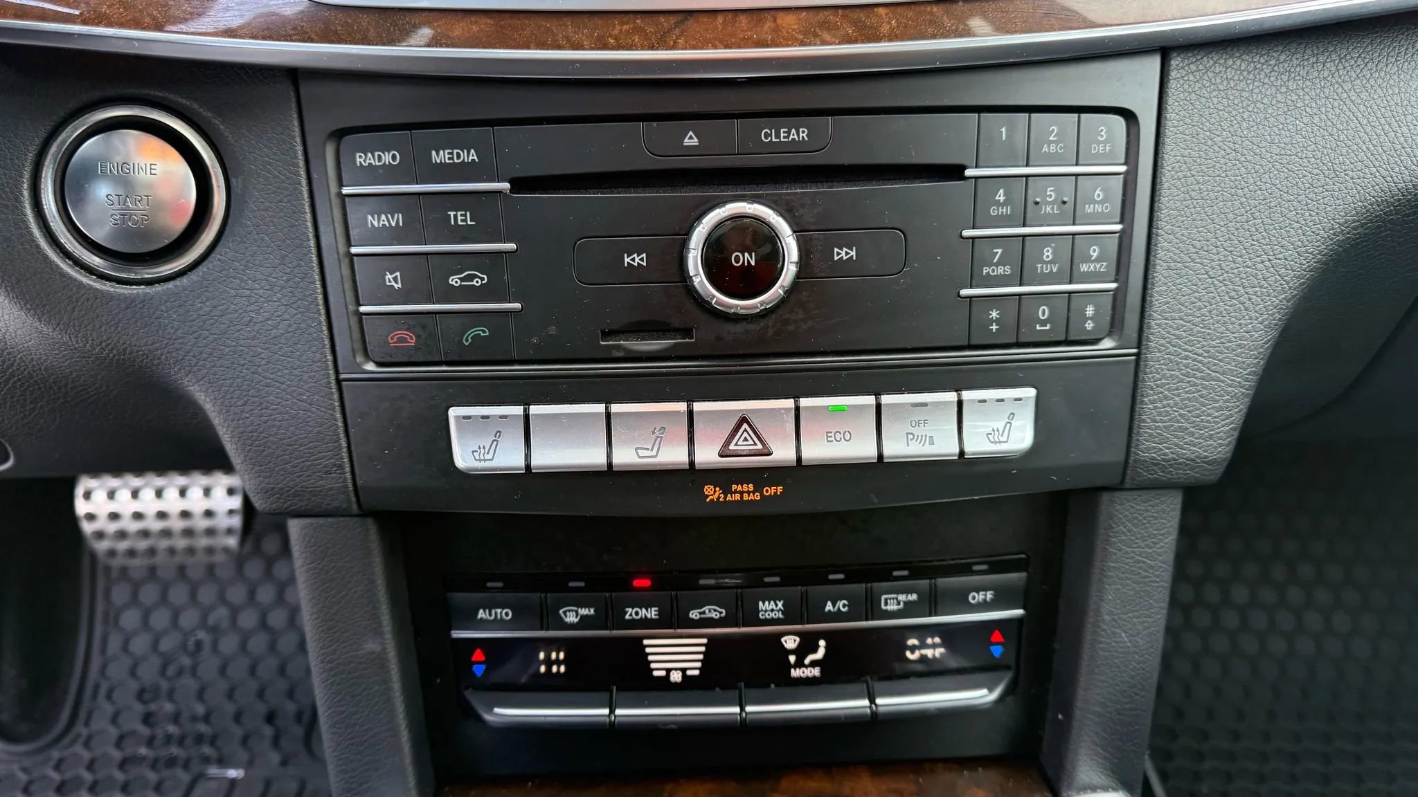 Used 2016 Mercedes-Benz E 350 4MATIC Wagon w/ Premium Package image 25