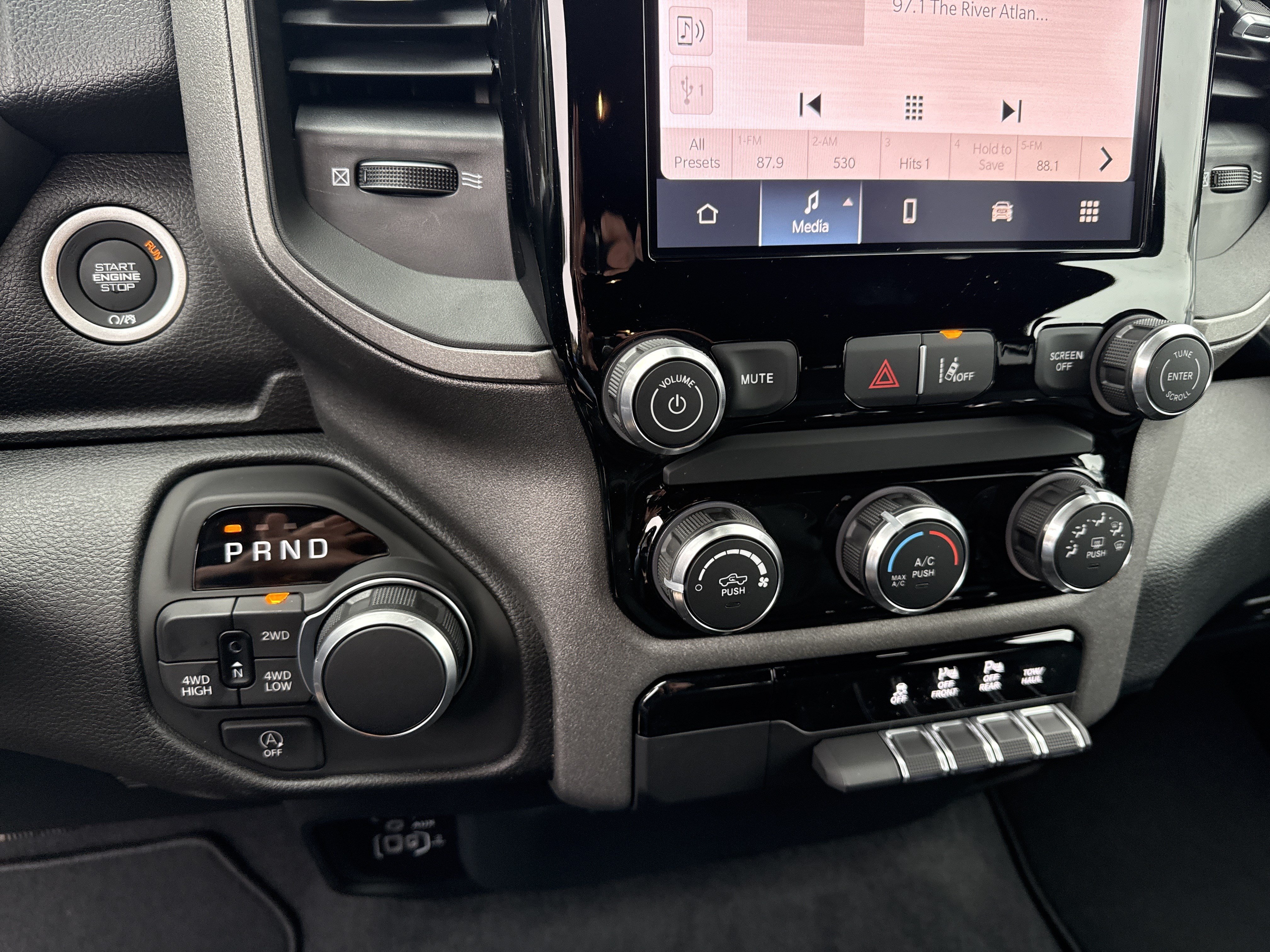 New 2026 RAM 1500 Tradesman AWD/4WD image 29