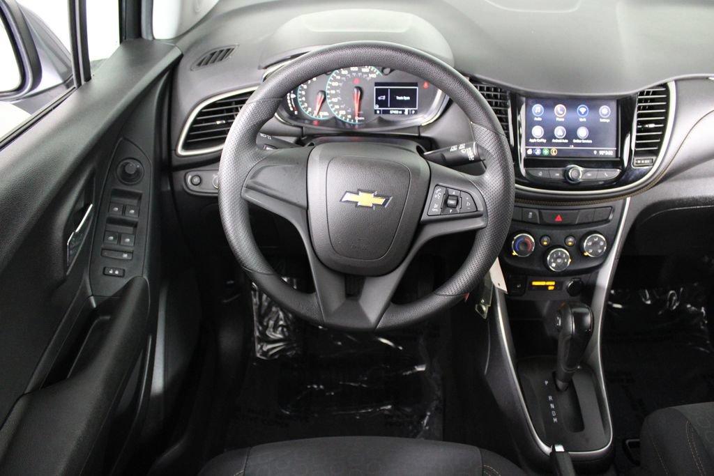 Used 2020 Chevrolet Trax LS FWD image 6
