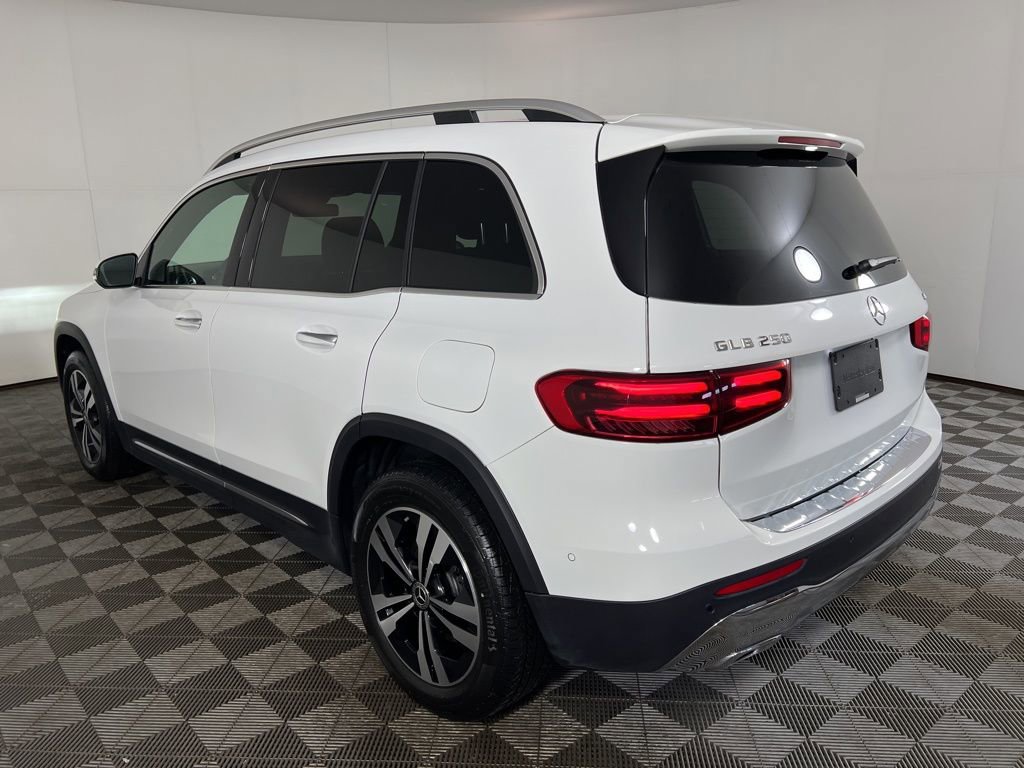Certified 2026 Mercedes-Benz GLB 250 4MATIC image 39
