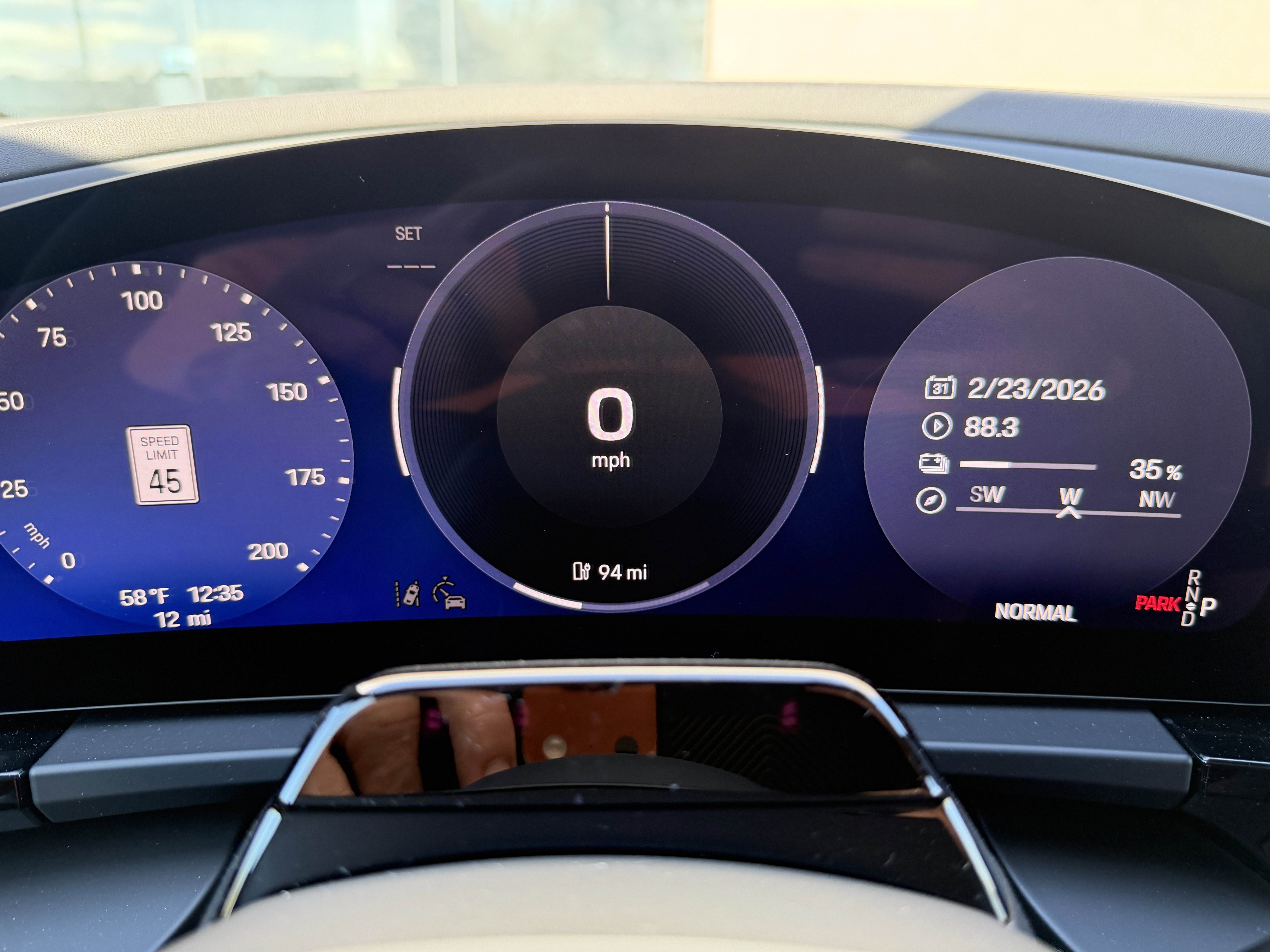 New 2026 Porsche Macan Electric image 33