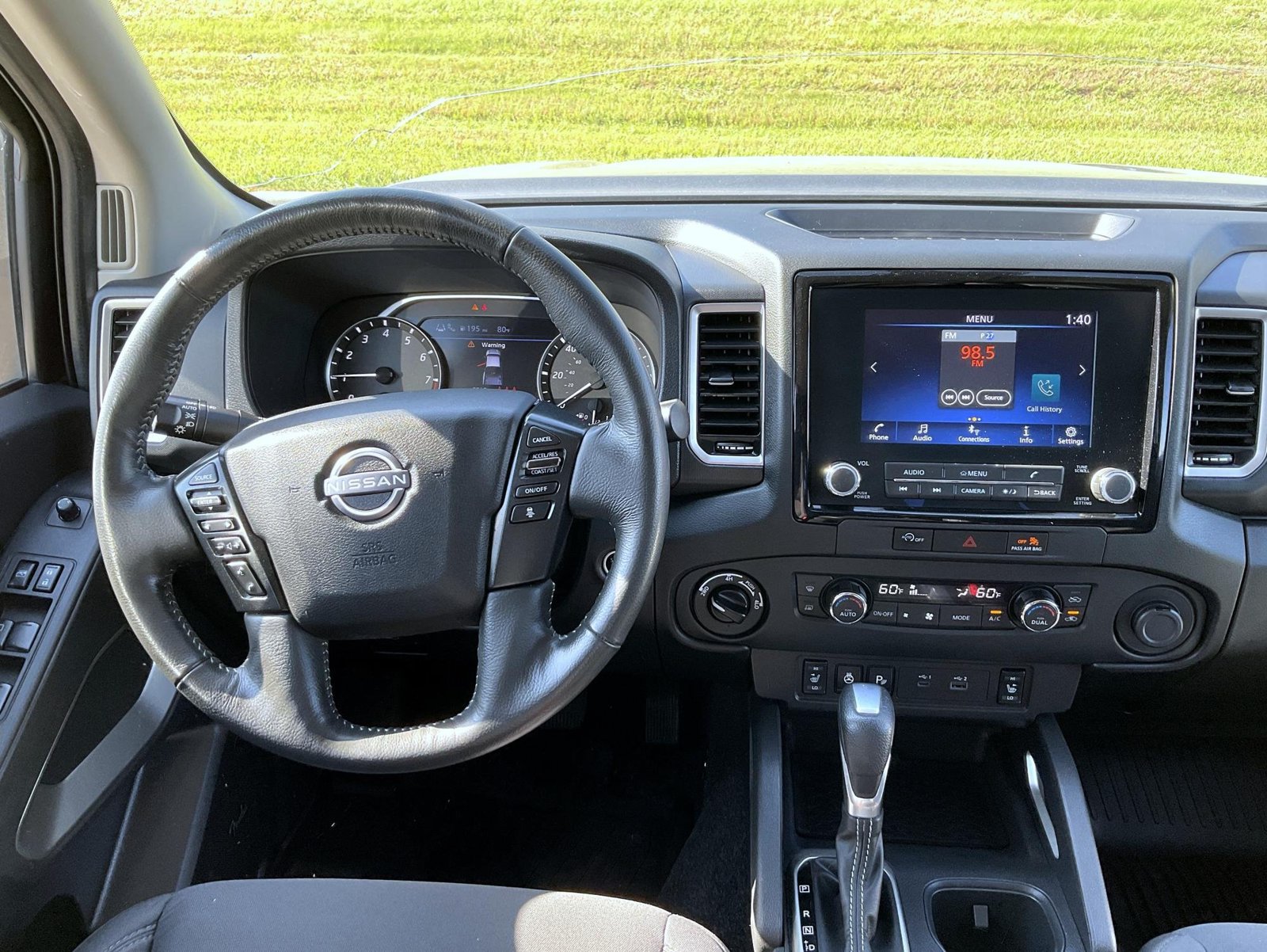 Used 2024 Nissan Frontier SV w/ Technology Package AWD/4WD image 15
