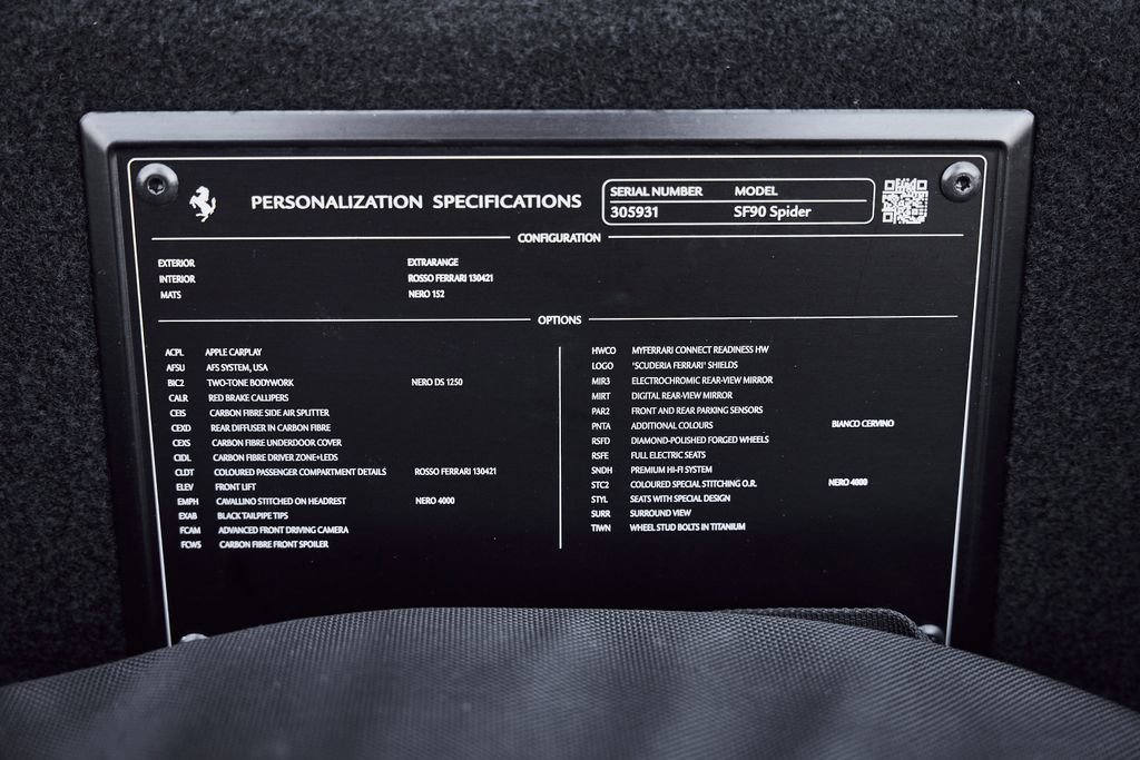 Used 2024 Ferrari SF90 Spider image 22