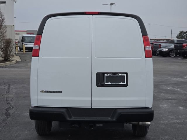 New 2026 Chevrolet Express 3500 Extended w/ Driver Convenience Package RWD image 15