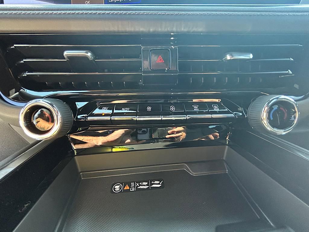 New 2025 Chevrolet Suburban High Country image 20