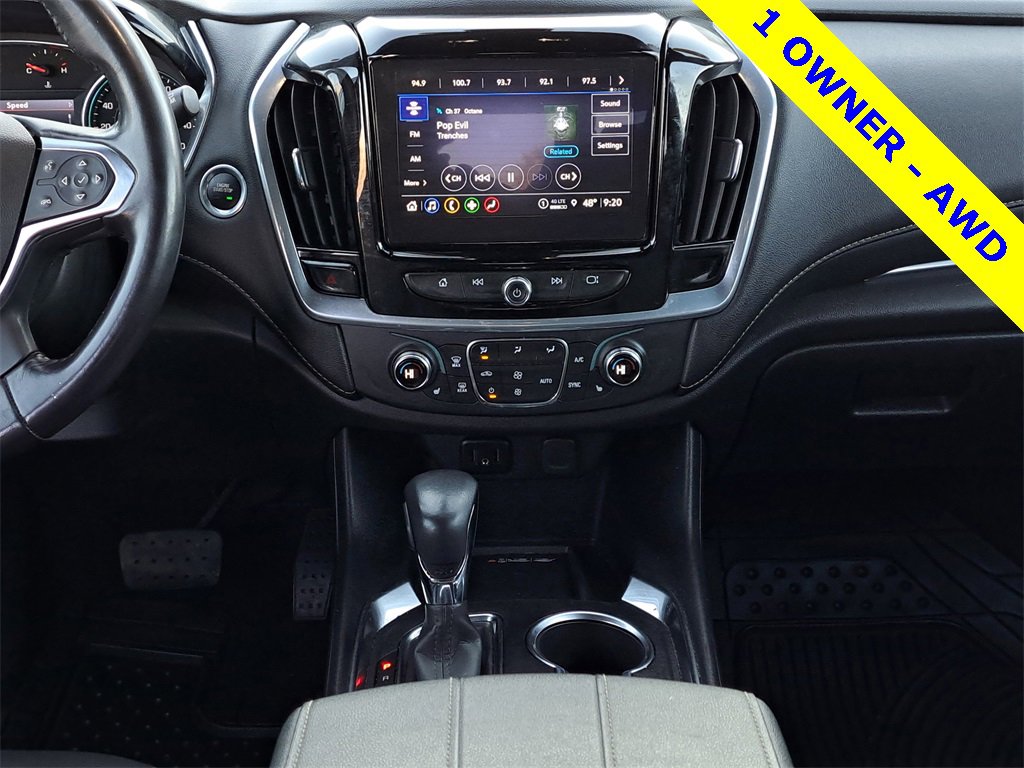 Used 2022 Chevrolet Traverse LT image 24