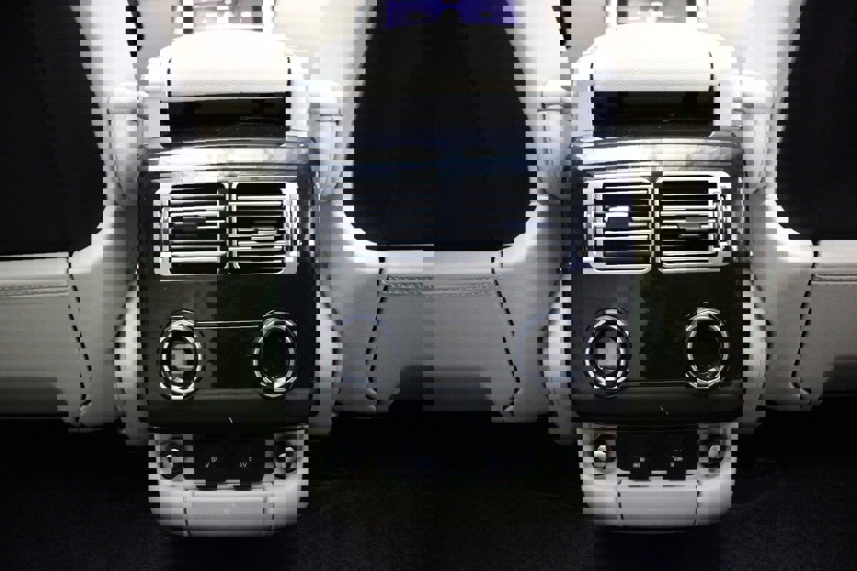 Used 2018 Land Rover Range Rover Supercharged AWD/ 21'' wheels image 38