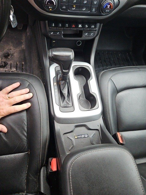 Used 2018 Chevrolet Colorado ZR2 image 13