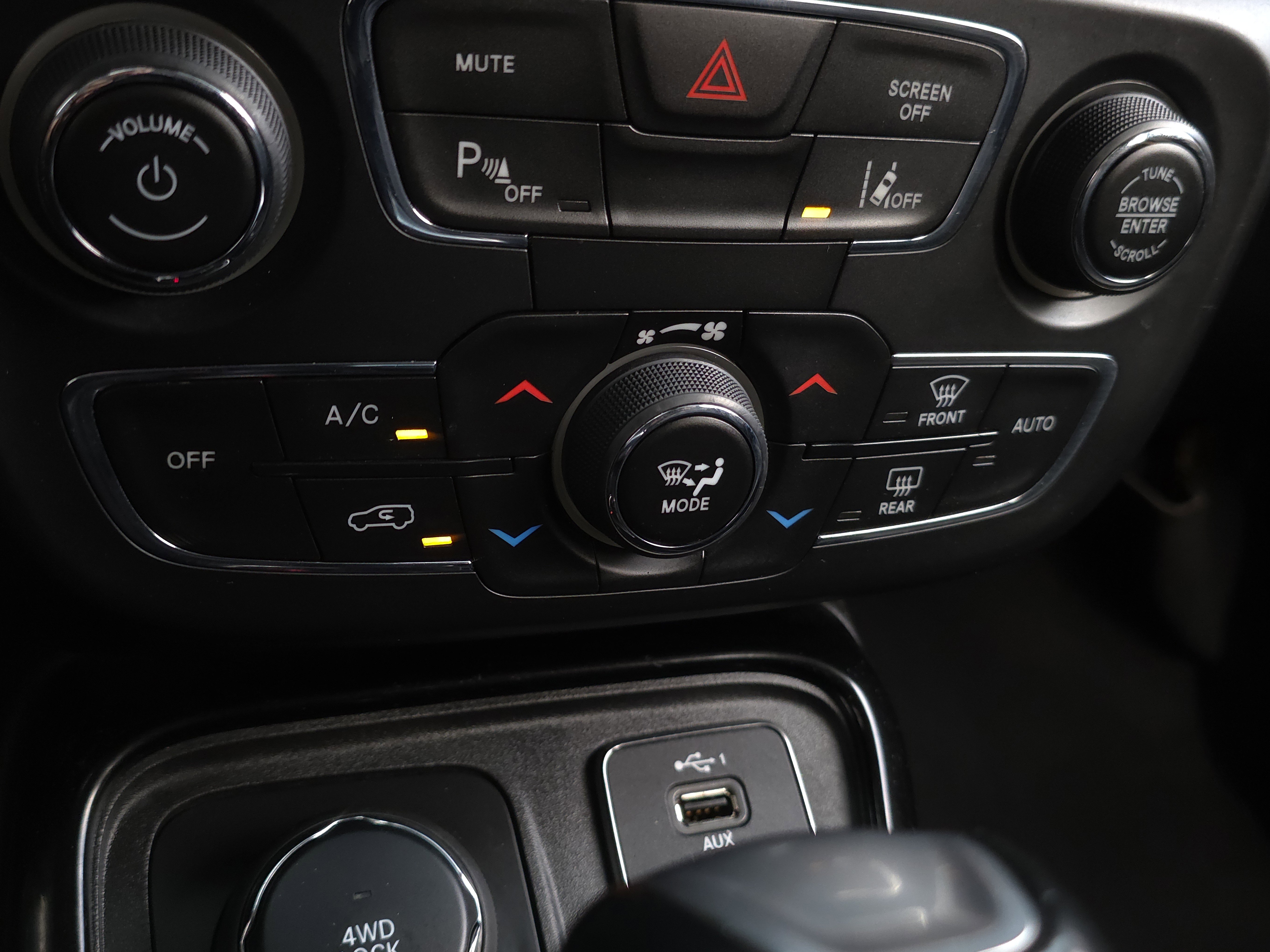 Used 2021 Jeep Compass Limited image 17