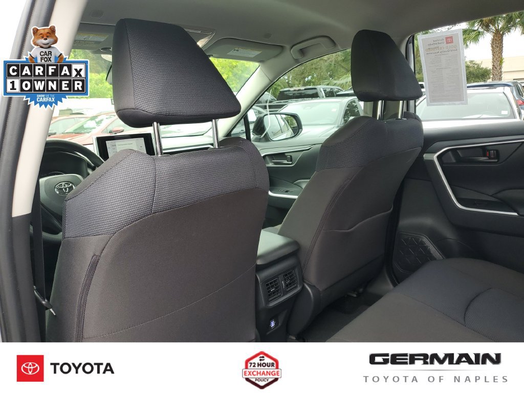 Certified 2025 Toyota RAV4 LE AWD/4WD image 22