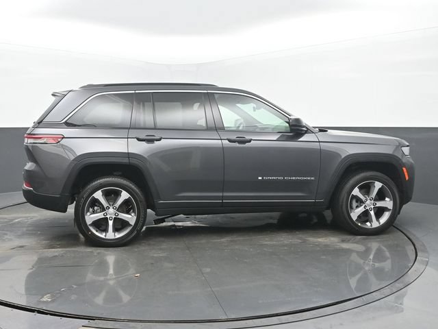 New 2026 Jeep Grand Cherokee Limited AWD/4WD image 6