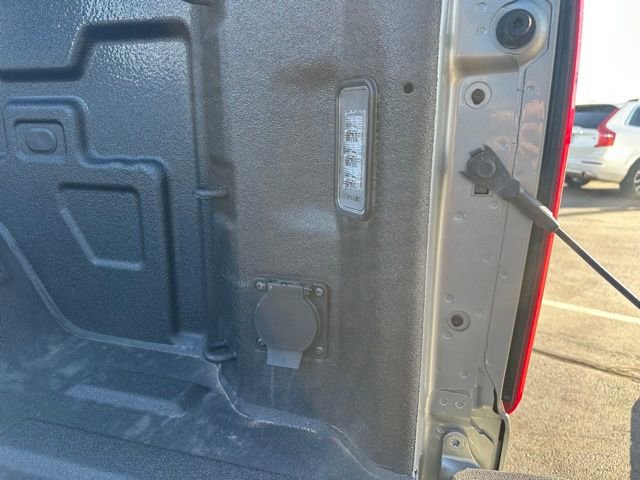 Used 2023 Chevrolet Silverado 1500 High Country w/ Technology Package image 33