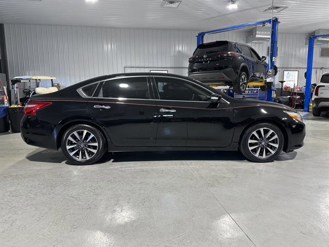 Used 2017 Nissan Altima 2.5 SL image 8