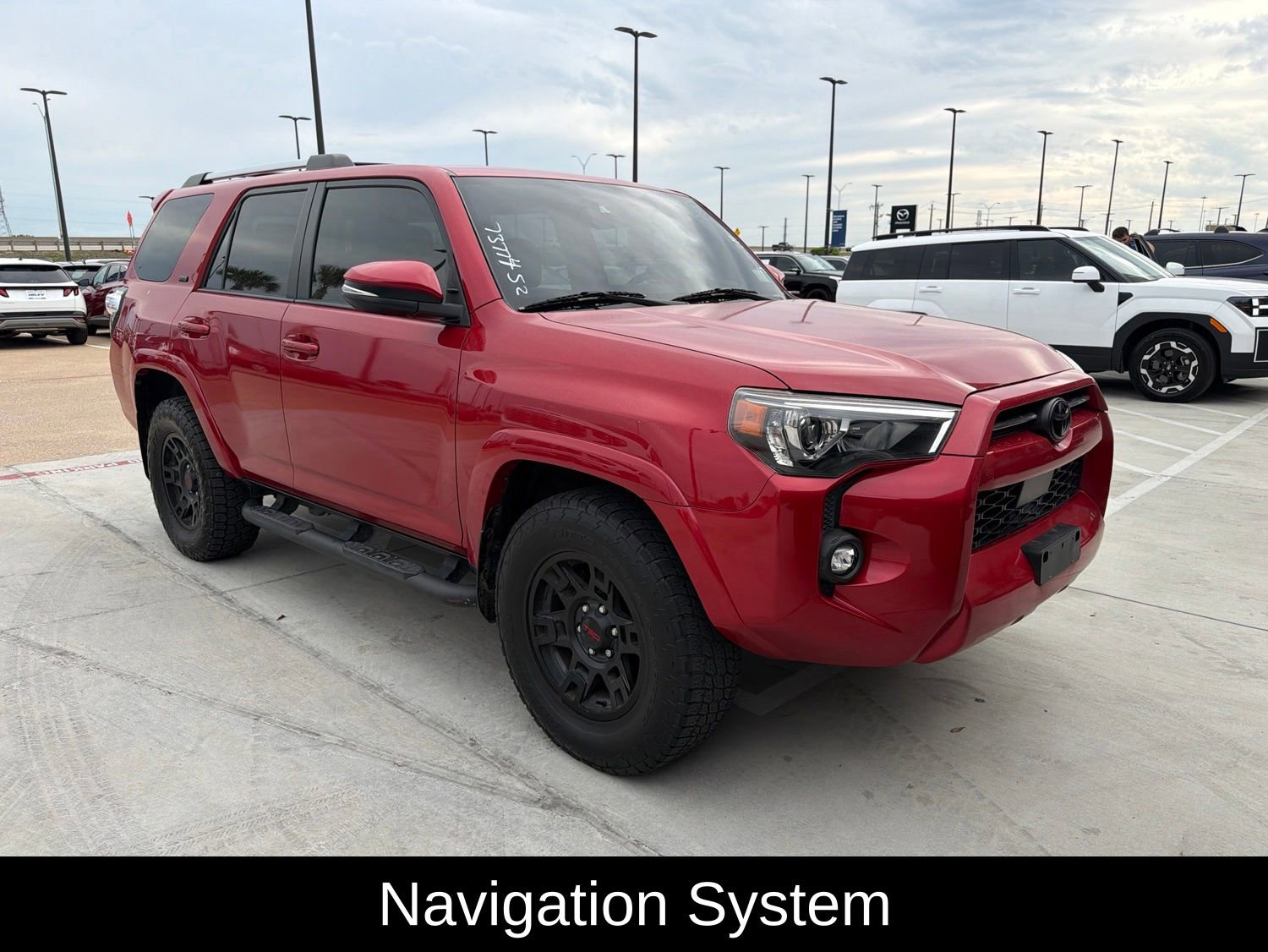 Used 2022 Toyota 4Runner SR5 Premium w/ Moonroof Package RWD image 3