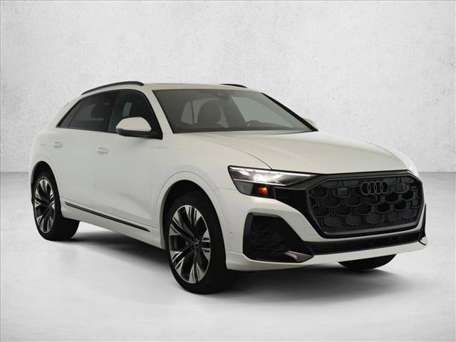Used 2025 Audi Q8 Premium Plus w/ Premium Plus Package video 3